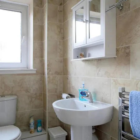 Family-friendly Flat Walkable From Princess Street Apartamento Edimburgo
