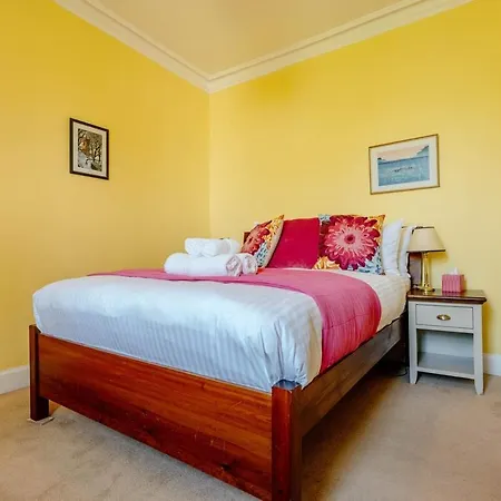 Coastal 1 Bed Steps To Free Park * Edinburgh
