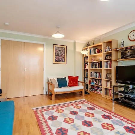 아파트 Homely 2-bed Free Park *