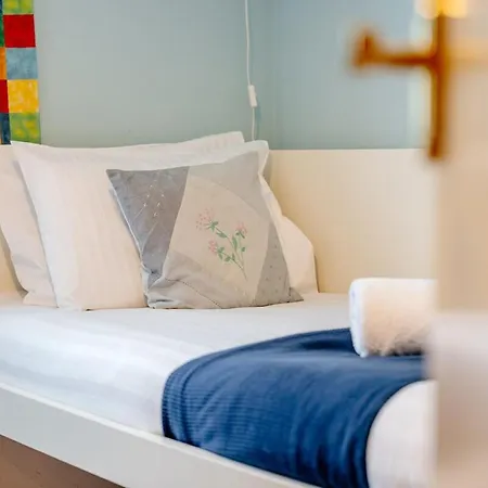 Homely 2-bed Free Park 아파트
