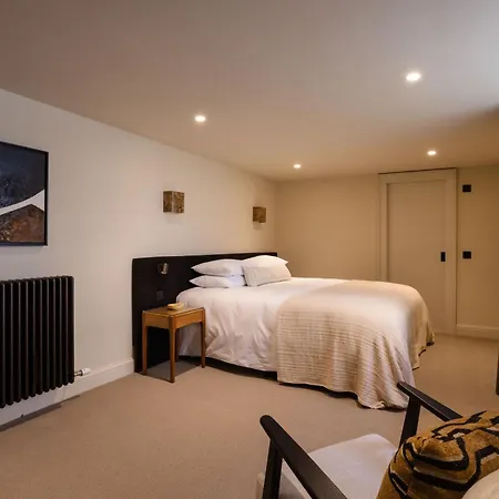 3 John's Place Townhouse Edimburgo
