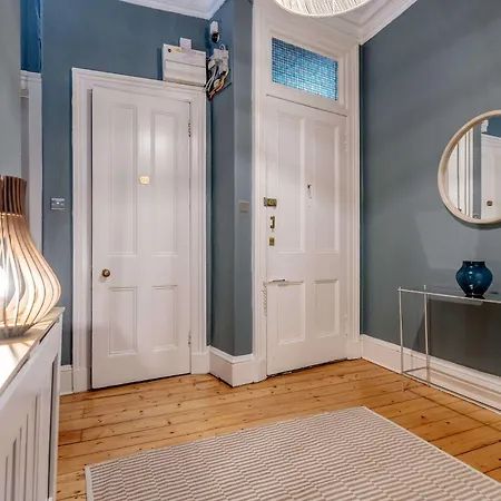 Elegant 2br On Leven St Апартаменты Эдинбург