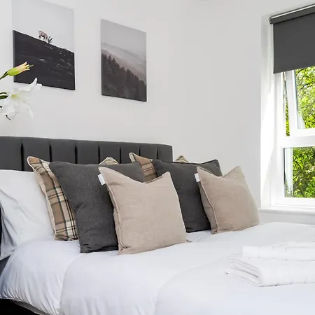 Apartman Spacious 2br - Parking Near Centre