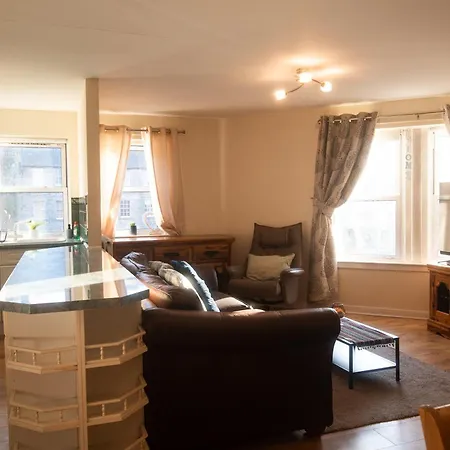Three Bedrooms Flat In Old Town Apartament *
