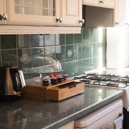 Apartament Three Bedrooms Flat In Old Town