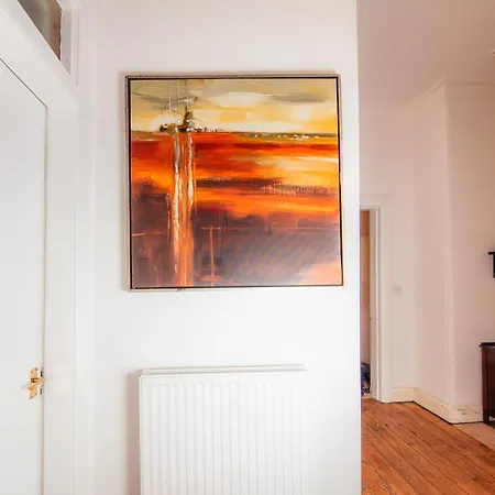 Apartment Charming Escape By The Meadows