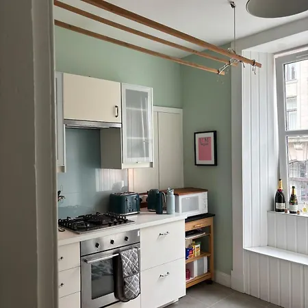 Lägenhet Modern One Bed Flat, Historic Old Town