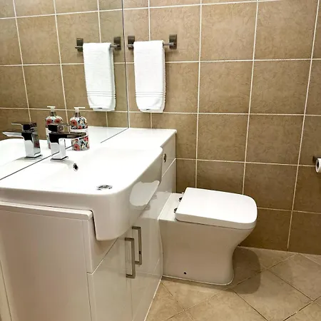 Stylish 2br - Walk To Attraction Apartmán Edinburgh