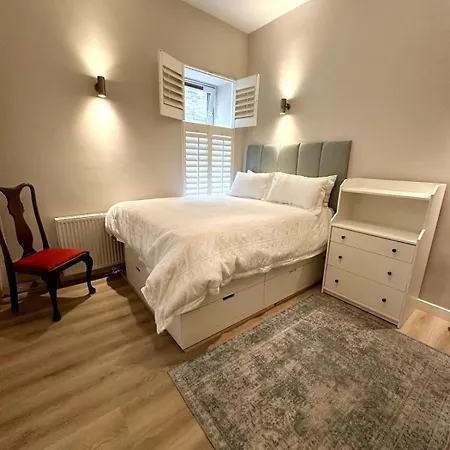 아파트 Stylish 2br - Walk To Attraction