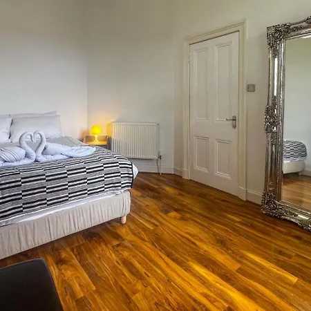 Apartment Stylish 2br Leith, By Citi Living Scotland