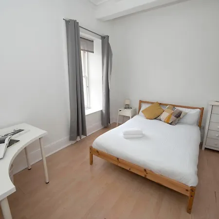 Apartment Centre Ideal For Festival
