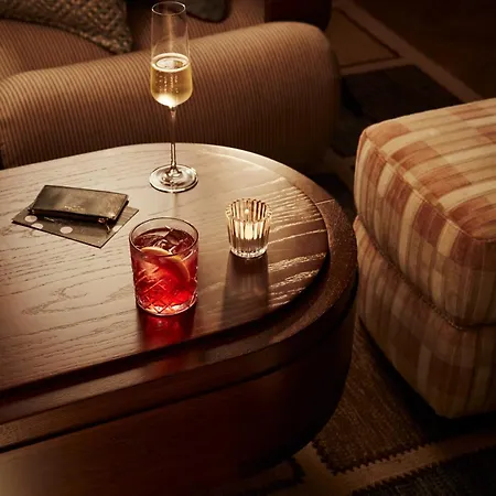 The Hoxton, 4*