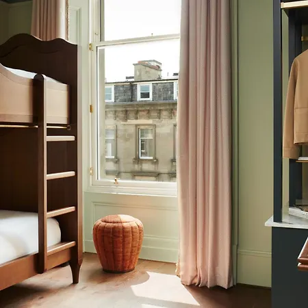 The Hoxton, Hotel 4*