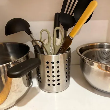 Quiet Garden View 2br Center Near Fringe *