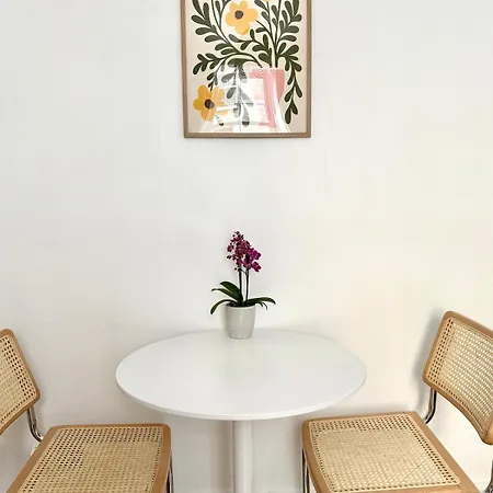 Διαμέρισμα Quiet Garden View 2br Center Near Fringe
