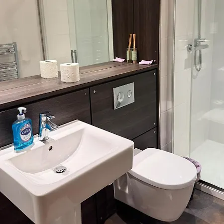 Apartament Stylish & 2-bed *
