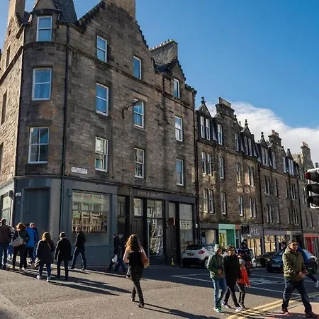 Apartmán Spacious Boutique Two-bedroom Next To The Castle
