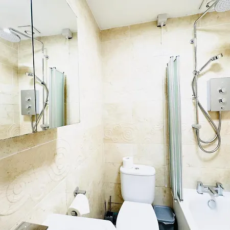Centre Escape With Private Garden Edinburgh