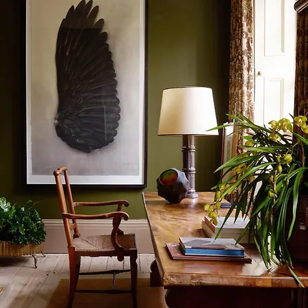 Elegant Georgian Retreat With Views Of Arthurs Seat Semesterbostad