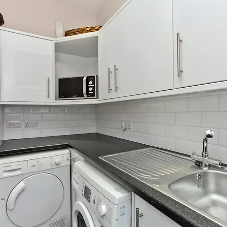 Luxury-3-bedroom Ramsay Garden Next To Castle Appartement