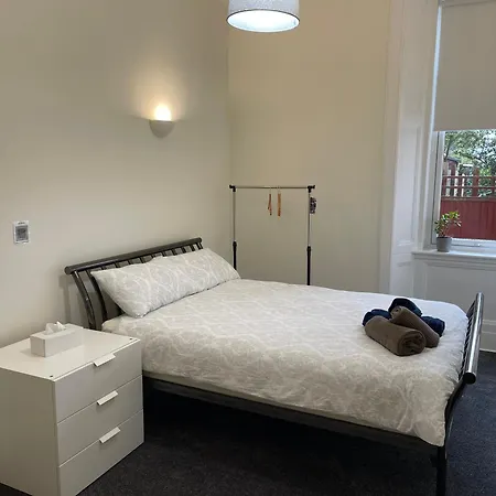 Daire Entire Victorian House 2br - 4 Guests *