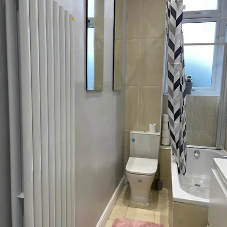 Entire Victorian House 2br - 4 Guests * Edinburgh