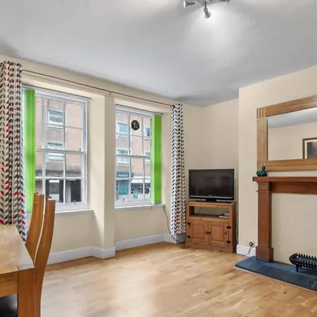 1 Bed, Royal Mile
