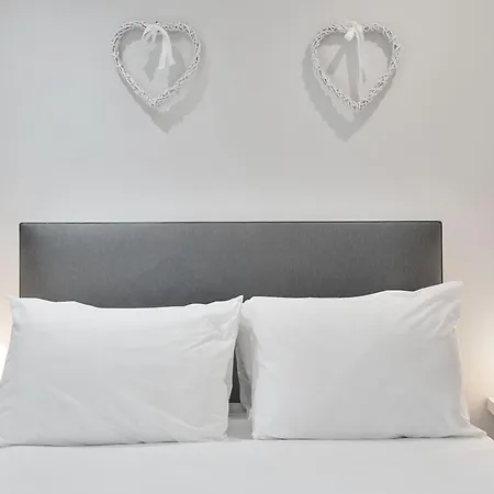 Rose Street Flat * Edinburgh