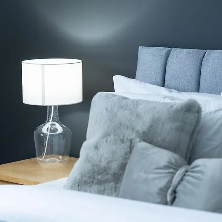 Holiday home Elegant 5bed With Free Parking At Centre, Sleeps 10