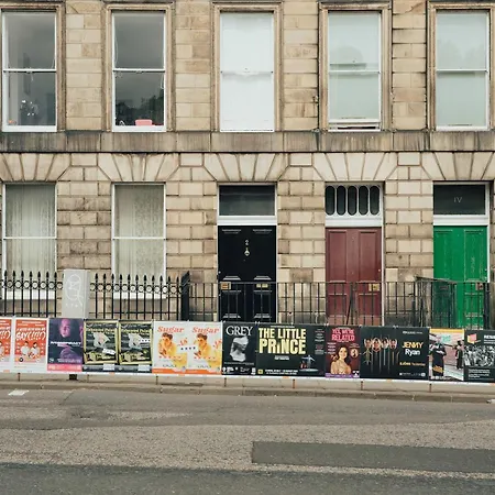 Traditional 2 Bedroom