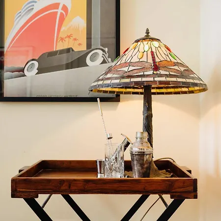 Traditional 2 Bedroom *