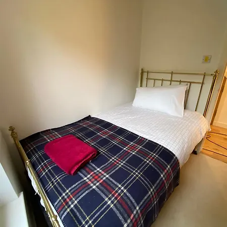 House Close To Old Town Эдинбург