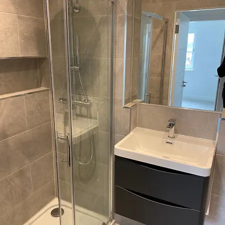 Daire Cosy Near Centre Edinburgh