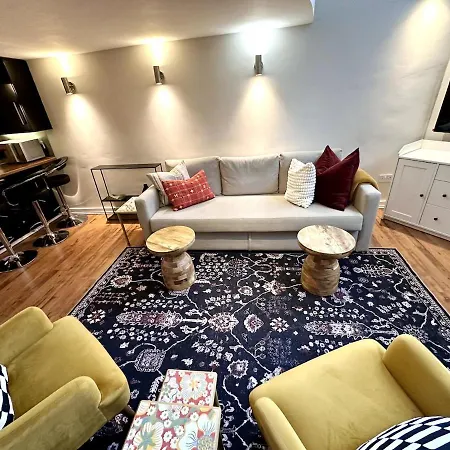 Stylish 2br - Walk To Attraction אדינבורו