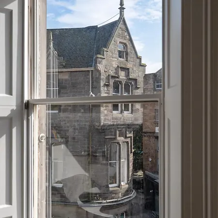 Edinburgh's Finest - Chic And Luxurious Shore *