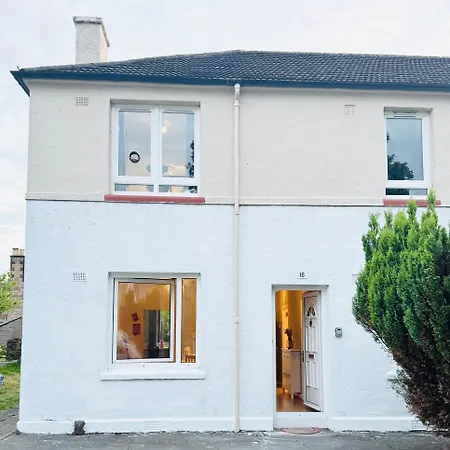 Murrayfield Maindoor Flat With Free Parking And Great Public Transports Link Lejlighed *