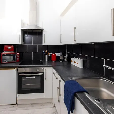 Apartman Cosy By The Meadows 11 *