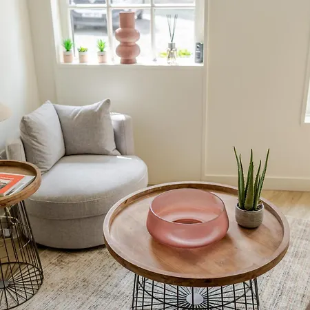 Broughton Market Apartment 3*