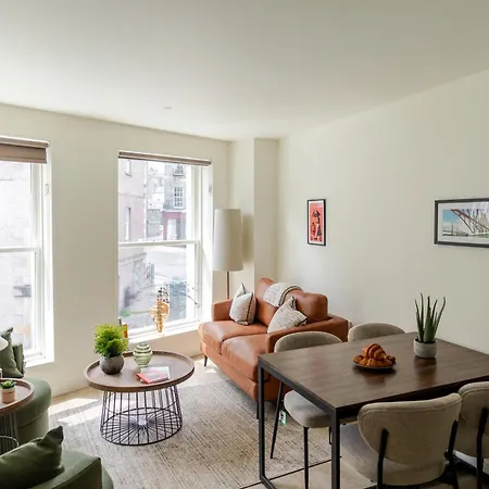Broughton Market Apartment Edinburgh