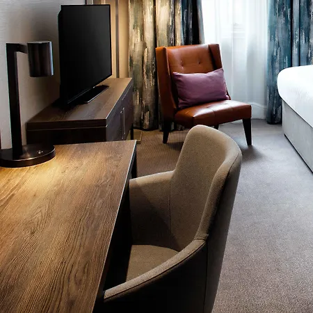 Hilton Carlton 4*