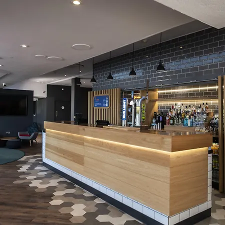 Hotel Express West By Ihg