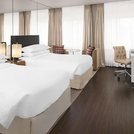 Sheraton Grand & Ξενοδοχείο Εδιμβούργο