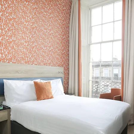 Cairn & Aparthotel 3*