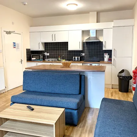 Cairn & Aparthotel Edimburgo