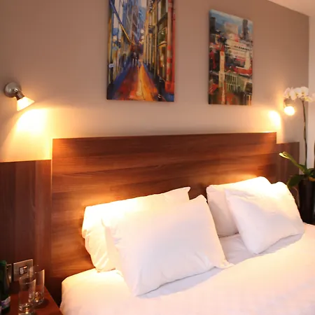 Leonardo Royal Szálloda 4*