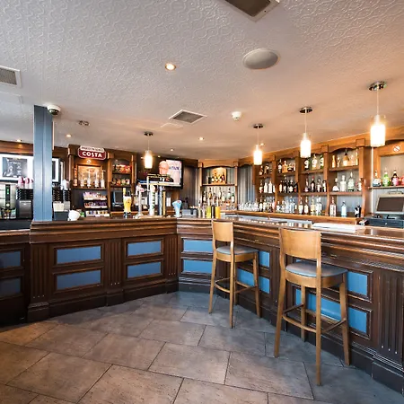 Szálloda Leonardo Royal 4*