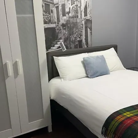 Two Bedroom Flat Close To Meadows With Free Parking By Parking Permit Apartmán Edinburgh