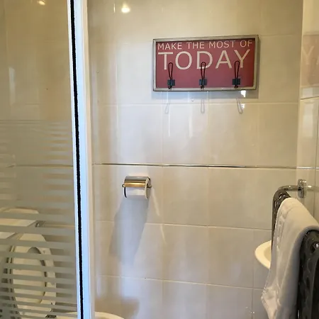 Allison House 17 Guest house 3*