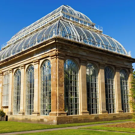 Leonardo 3* Edinburgh