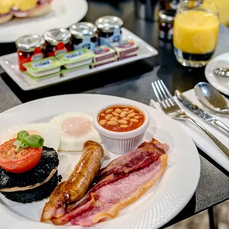 Apex Of 4* Edinburgh